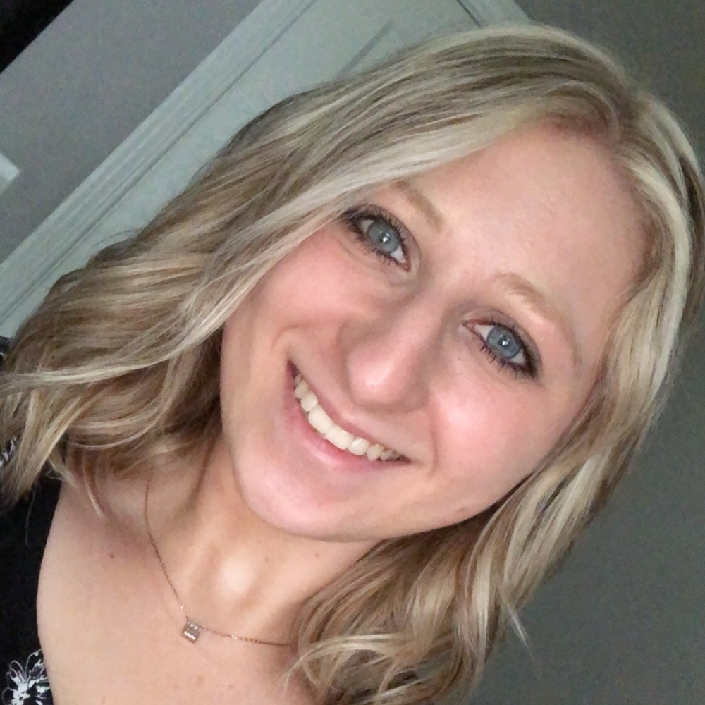 Meet your Posher, Casey